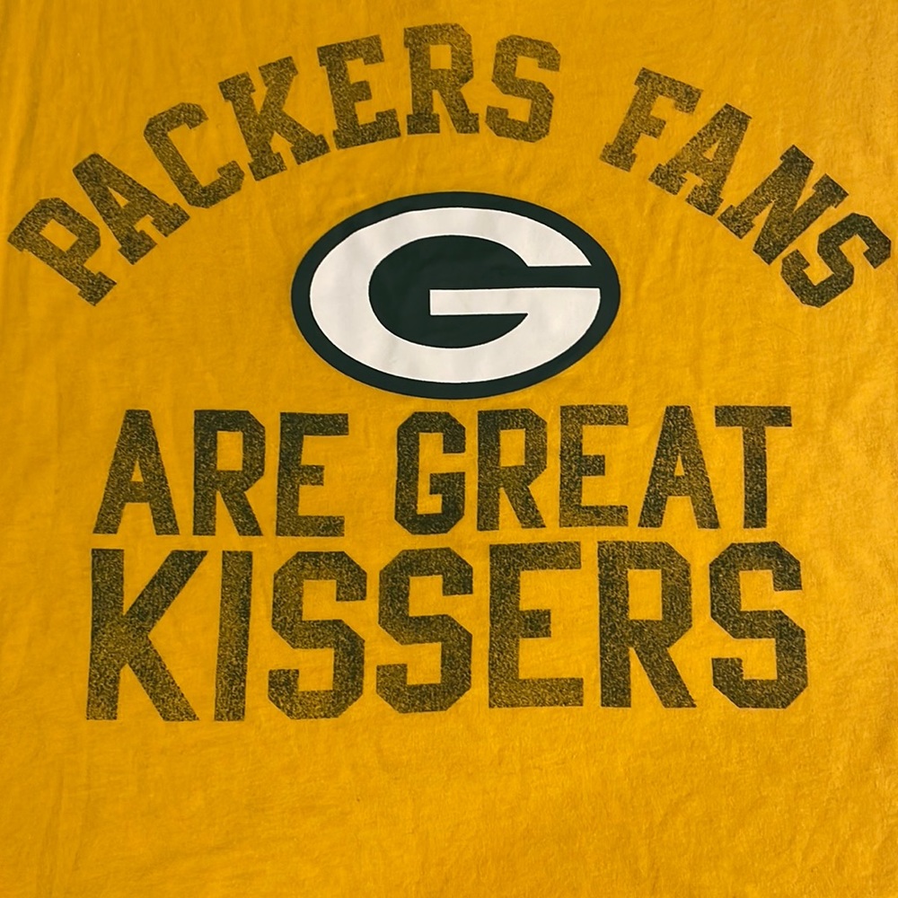 PINK Packers Short Sleeve T-Shirt